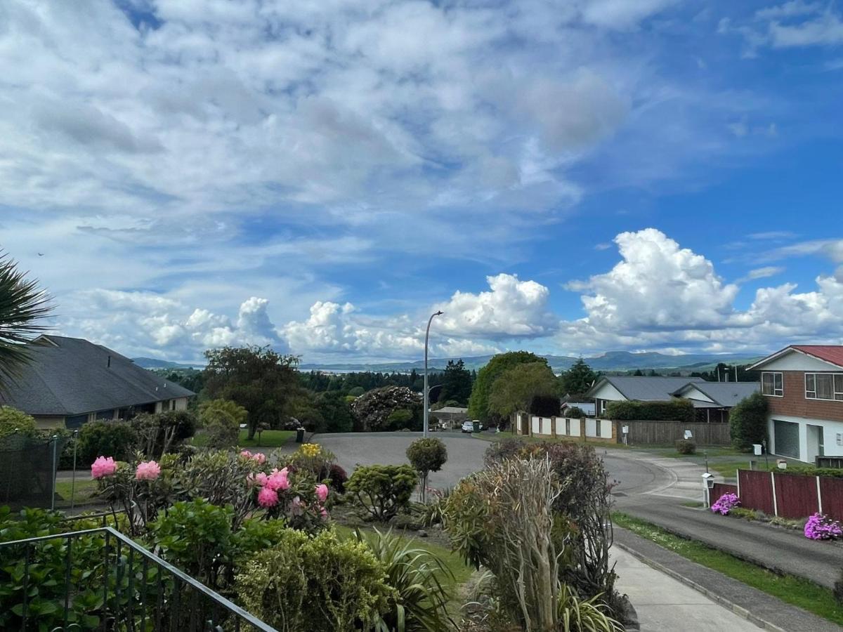 Villa Springfield Bliss Rotorua Exterior foto